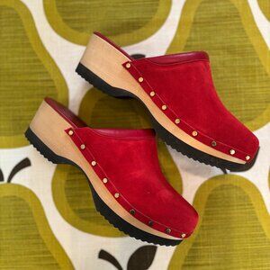 M. Gemi Greta clogs in red suede
